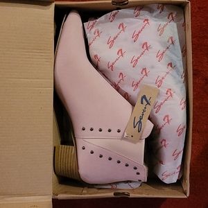 Blush Pixie Boot, size11,1.5inches